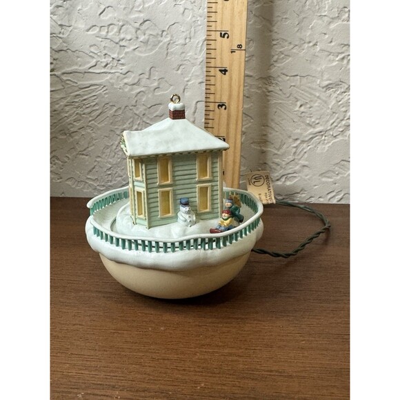 Vtg 1992 Hallmark Keepsake Magic Good Sledding Ahead Light & Motion Ornament - Picture 3 of 4